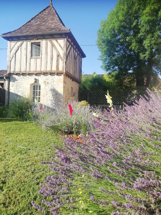 La Roque Vila Saint-Julien-de-Crempse Exterior foto