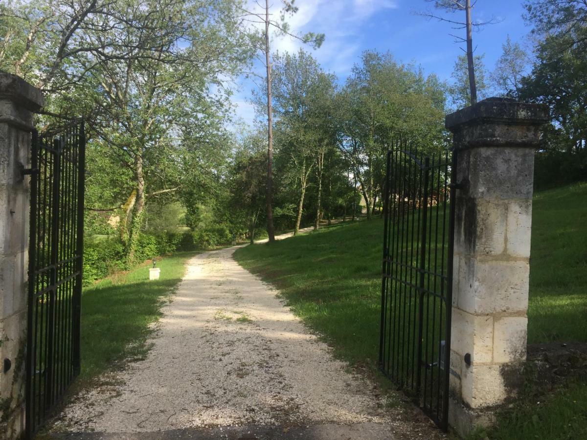 La Roque Vila Saint-Julien-de-Crempse Exterior foto